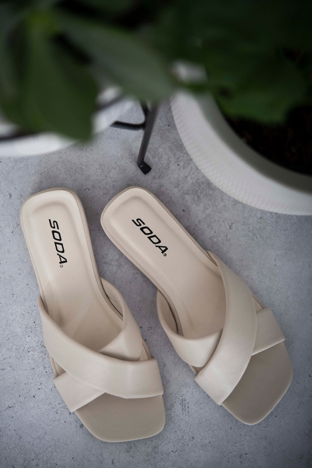 Crisscross Slide Sandals in Cream For Women