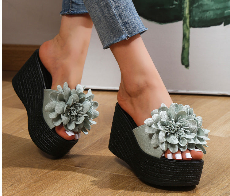 Chic Floral Wedge Sandals