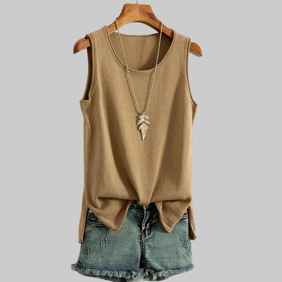 Women’s Everyday Scoop-Neck Tank in Khaki – Sleeveless Relaxed Fit, Side Slits, Sizes M–2XL | The Pretty Pistol