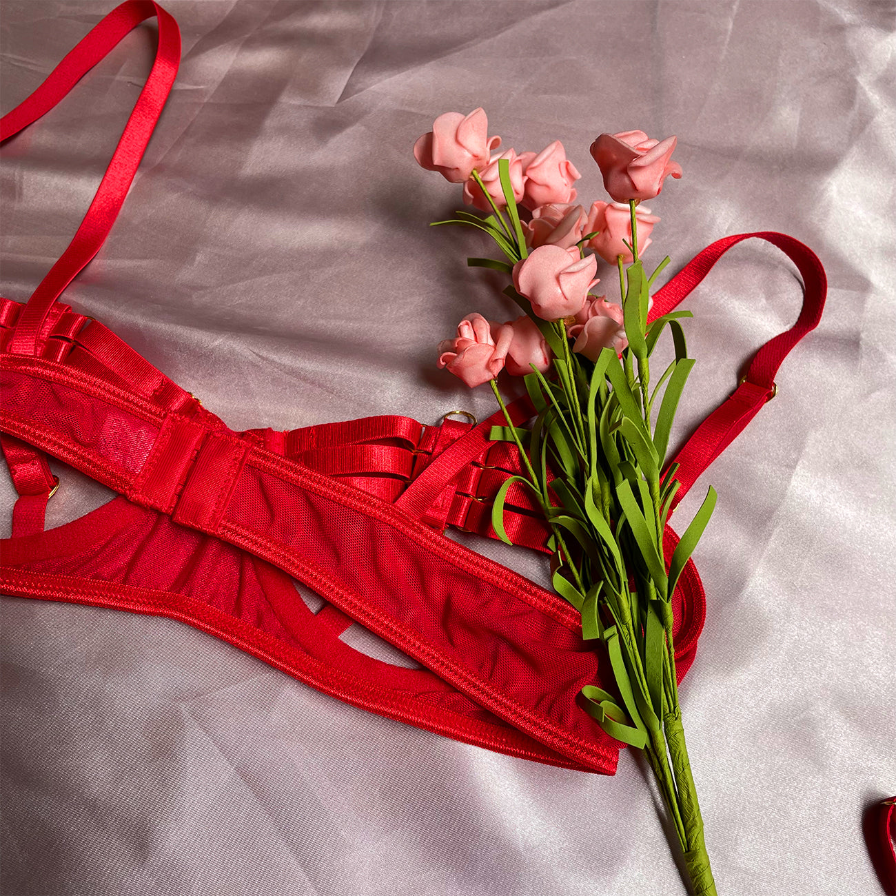 Women's Sexy Fashion Heavy Craft Strap Lingerie Costume