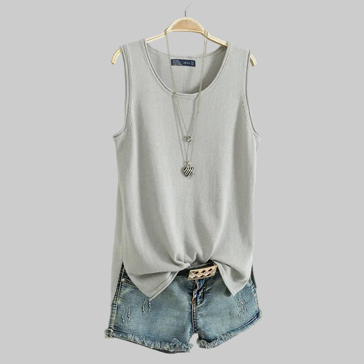 Women’s Everyday Scoop-Neck Tank in Gray – Sleeveless Relaxed Fit, Side Slits, Sizes M–2XL | The Pretty Pistol
