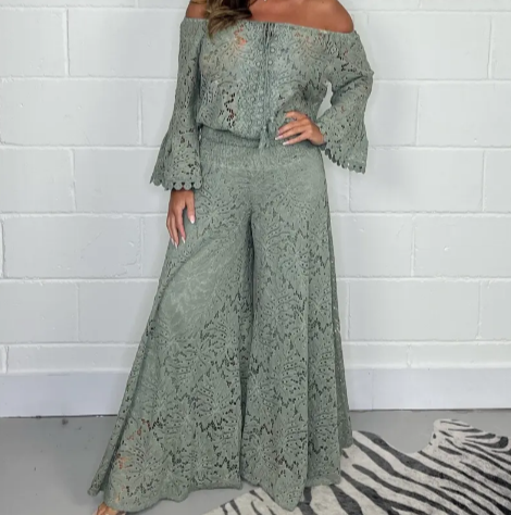 Lace Blouse & Pants Fashion Set in sizes up to 5XL
