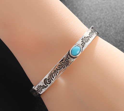 Vintage Engraved Fashion Bracelet