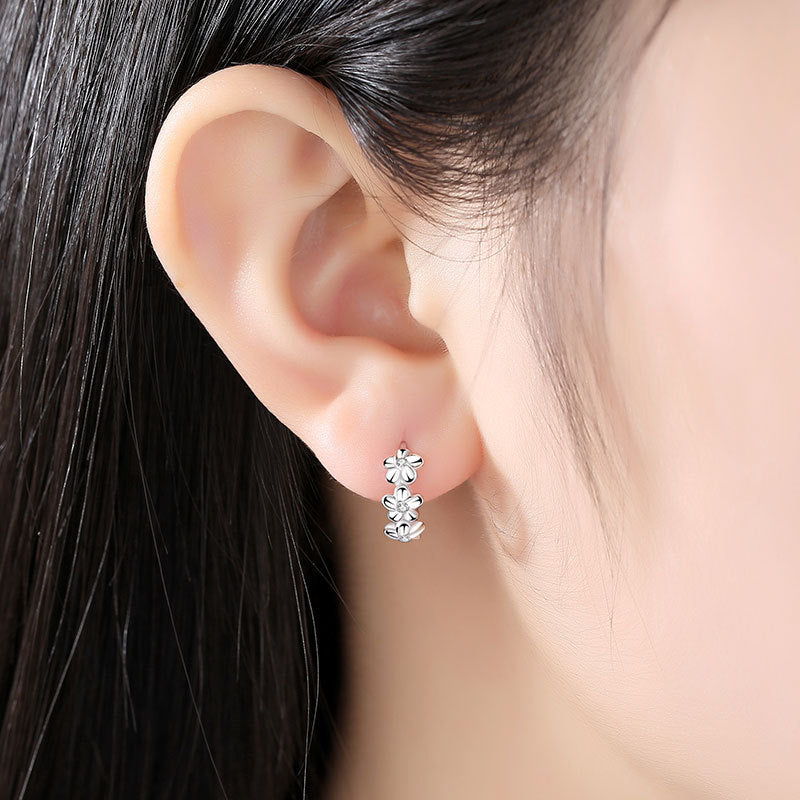 Fashionable Flower Earrings with Diamond Accents
