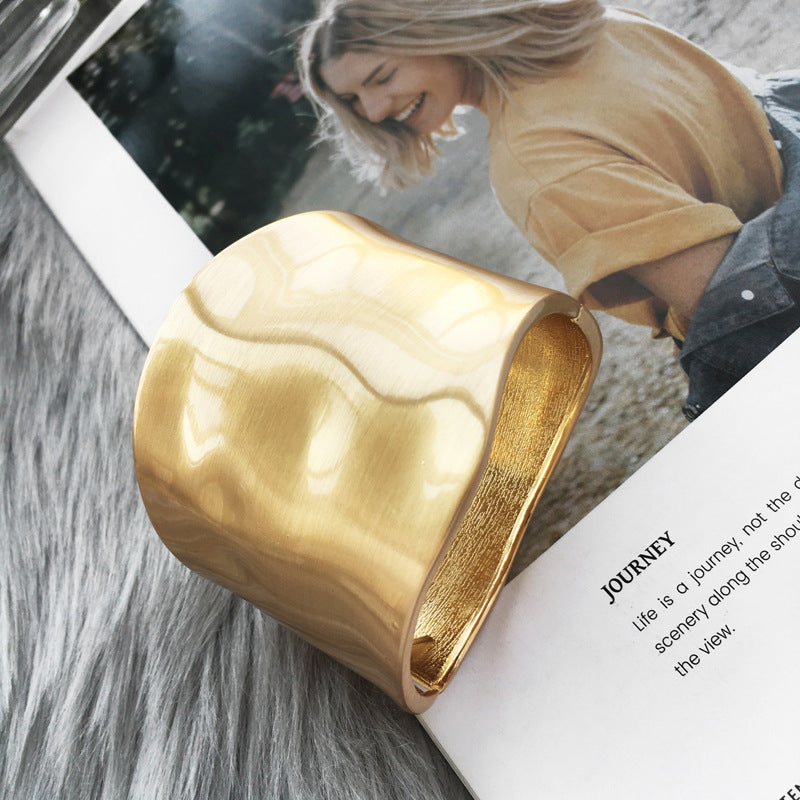 Trendy Wide-Band Minimalist Bracelet