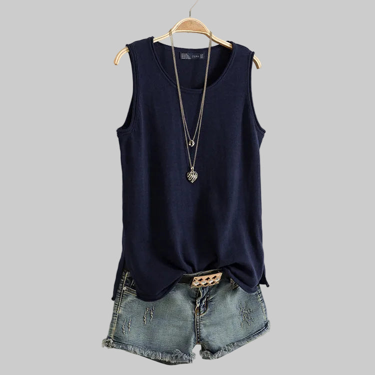 Women’s Everyday Scoop-Neck Tank in Navy Blue – Sleeveless Relaxed Fit, Side Slits, Sizes M–2XL | The Pretty Pistol