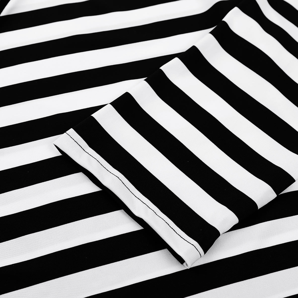 Adult Halloween Black and White Striped Prisoner Costume